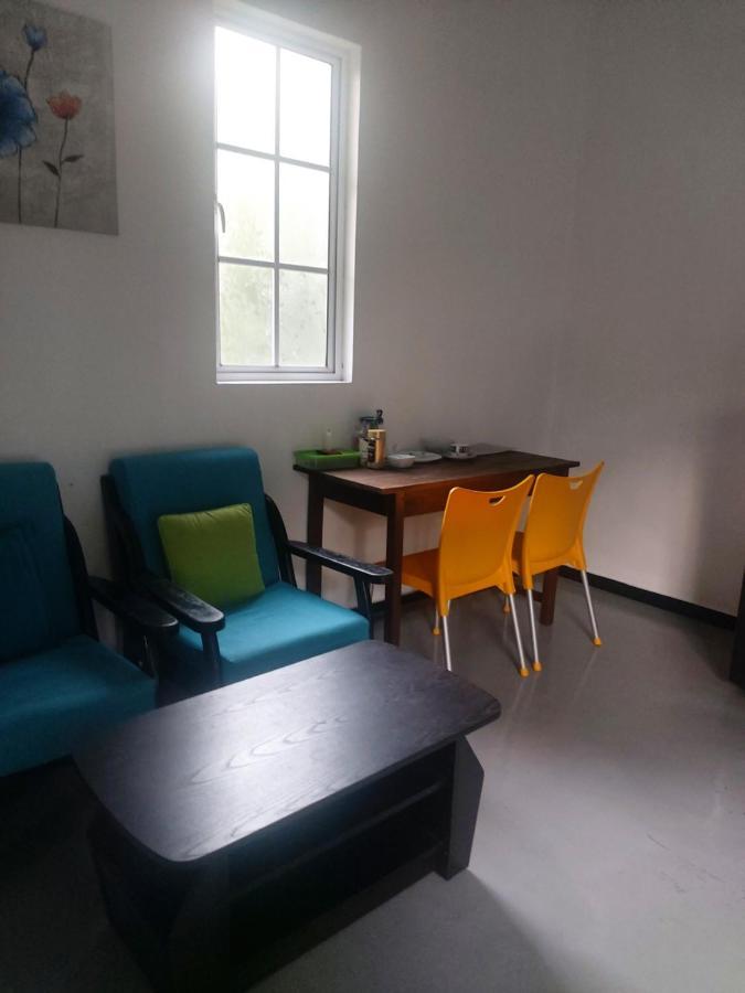 Anusha Apartment 15 Homestay Galle Esterno foto