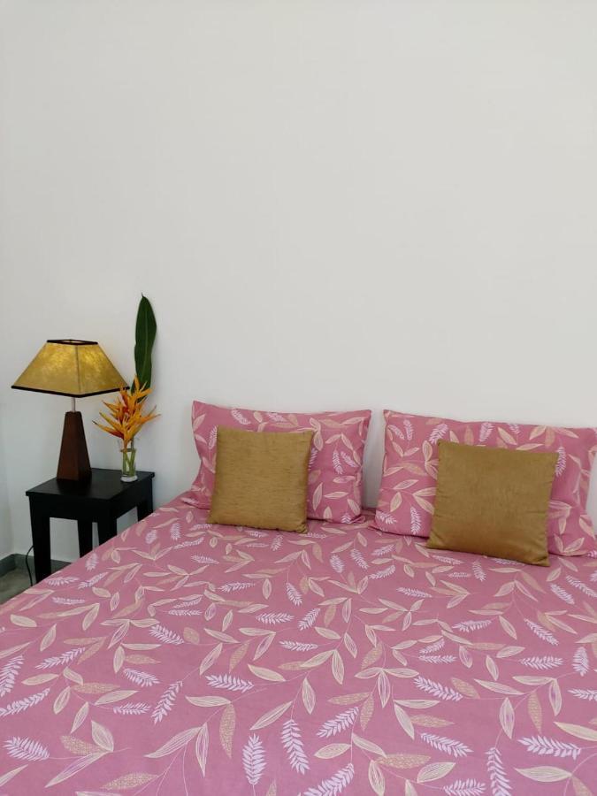 Anusha Apartment 15 Homestay Galle Esterno foto
