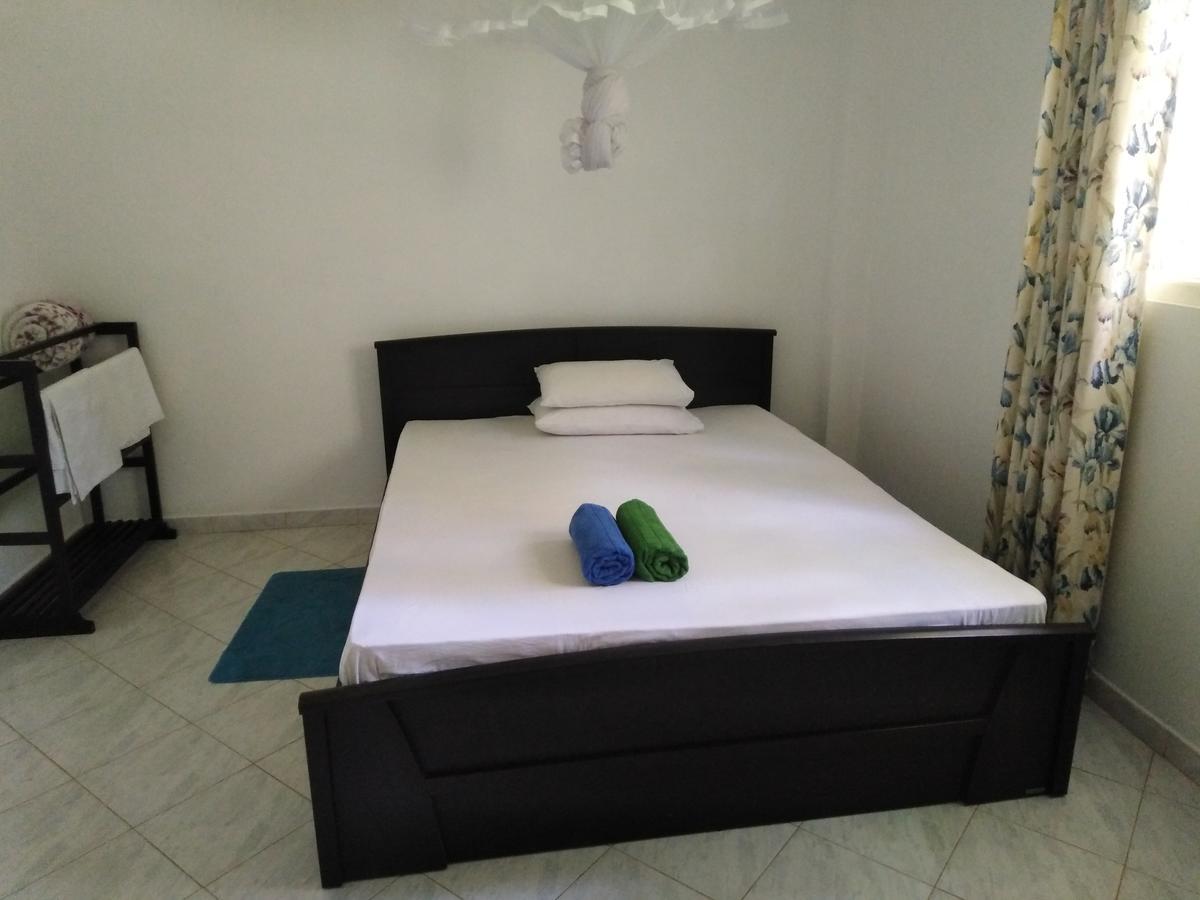 Anusha Apartment 15 Homestay Galle Esterno foto